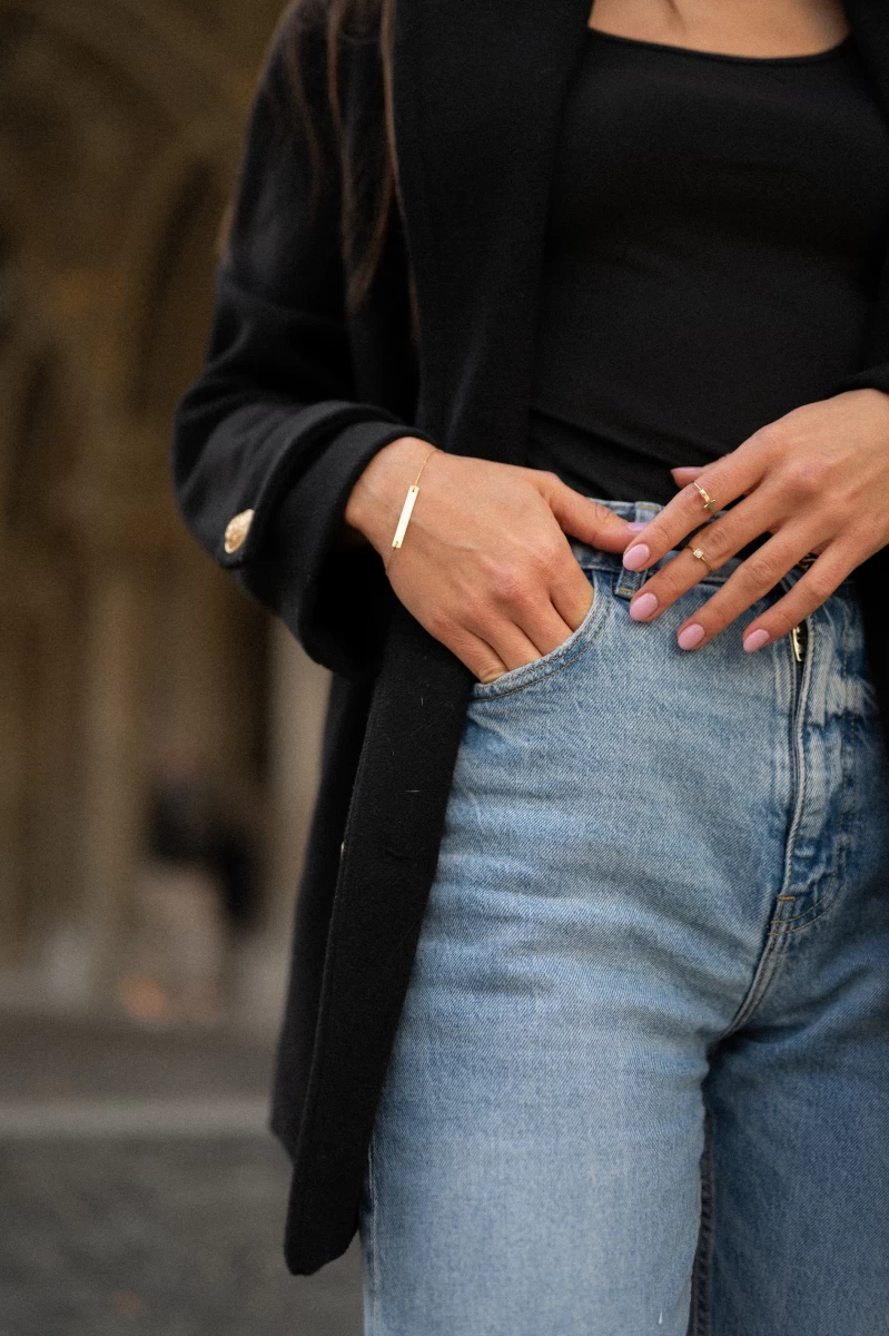 1 Cirkónia Féldrágaköves Vörös Arany Gyűrű