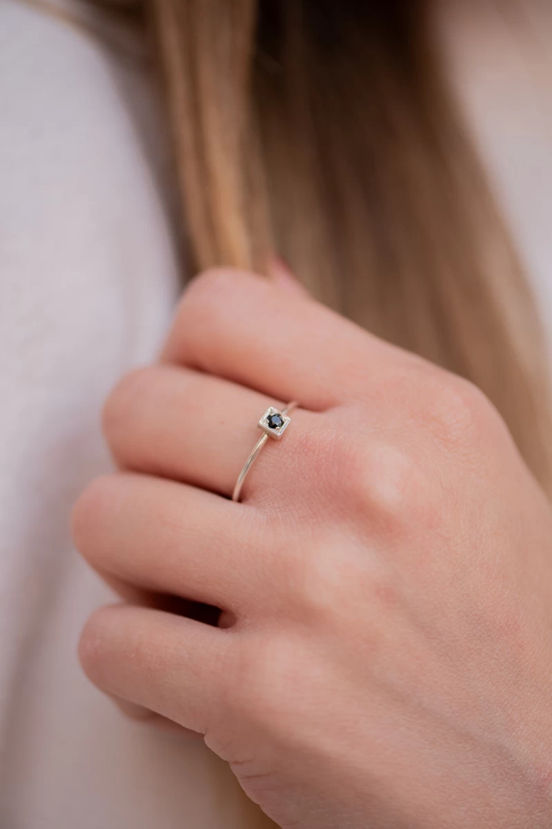 GRAV Chloee 1 Black Arany 14K Gyűrű